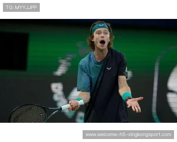 卢布列夫怒怼裁判全网热议