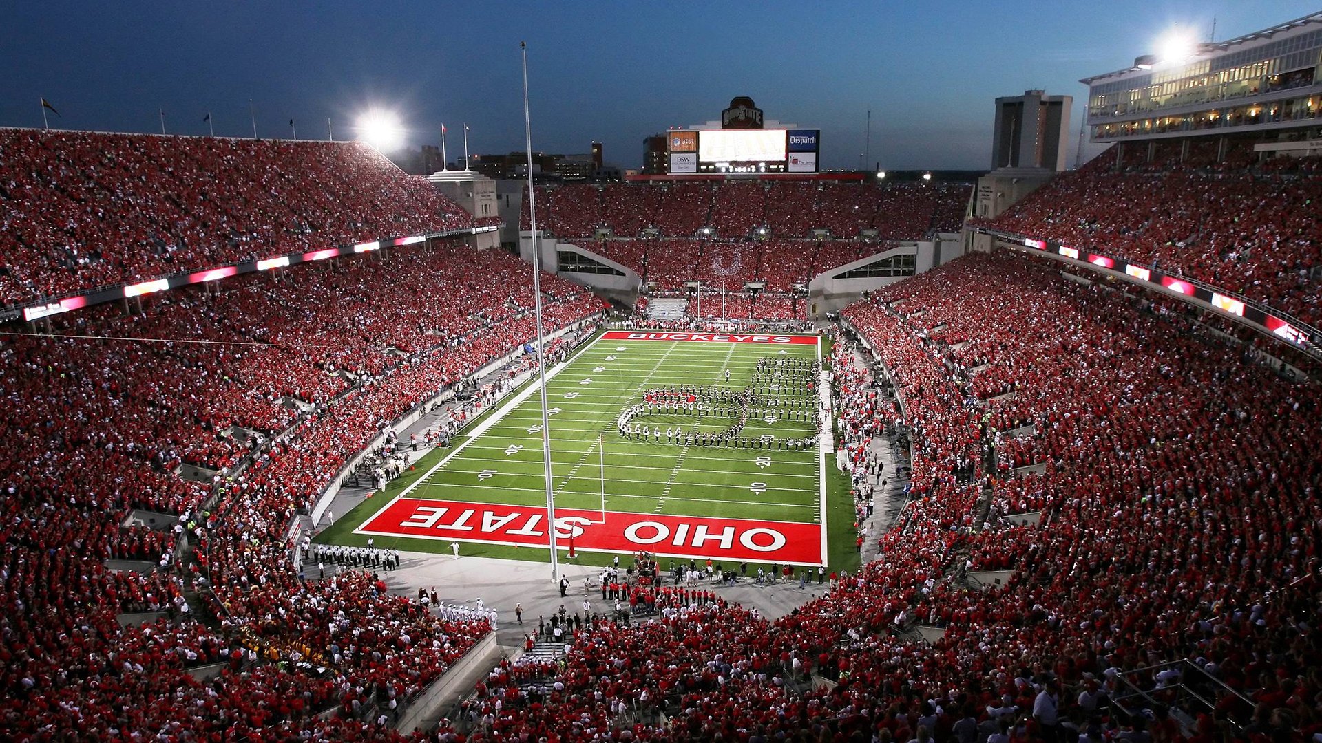 星空game平台-中场压迫人数是否影响控球比与射门机会，中场控制